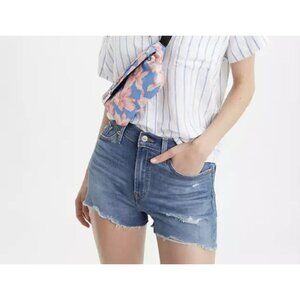 New Levi's Shorts  High Rise shorts Women's 28